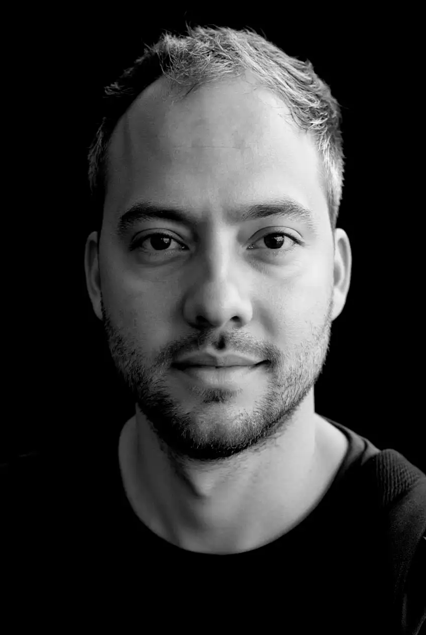 Alejandro Parra L